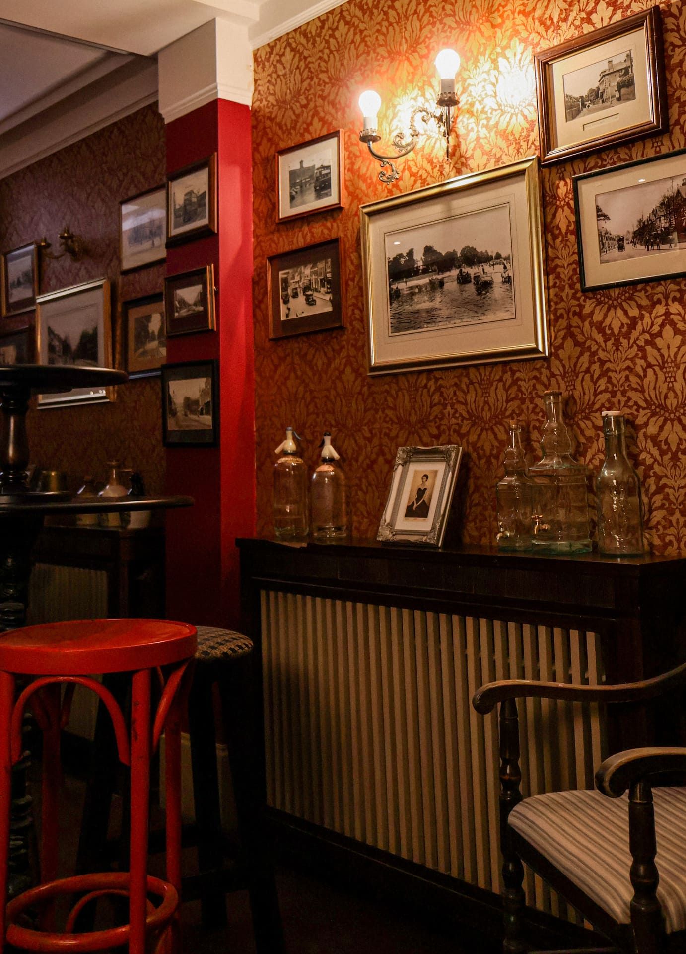 Wnętrze Royal Pub Poznań — 1