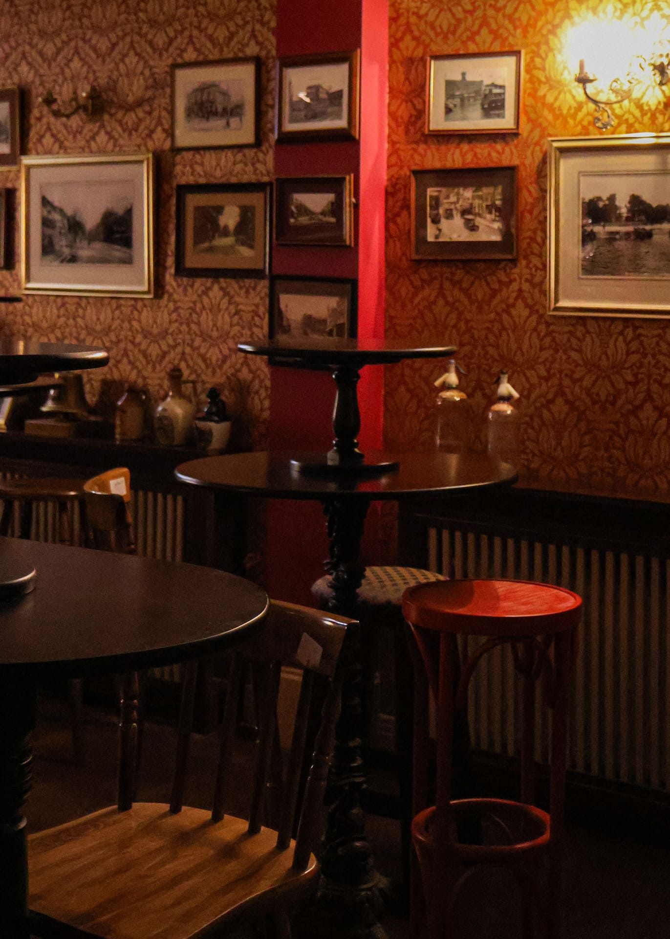 Wnętrze Royal Pub Poznań — 13