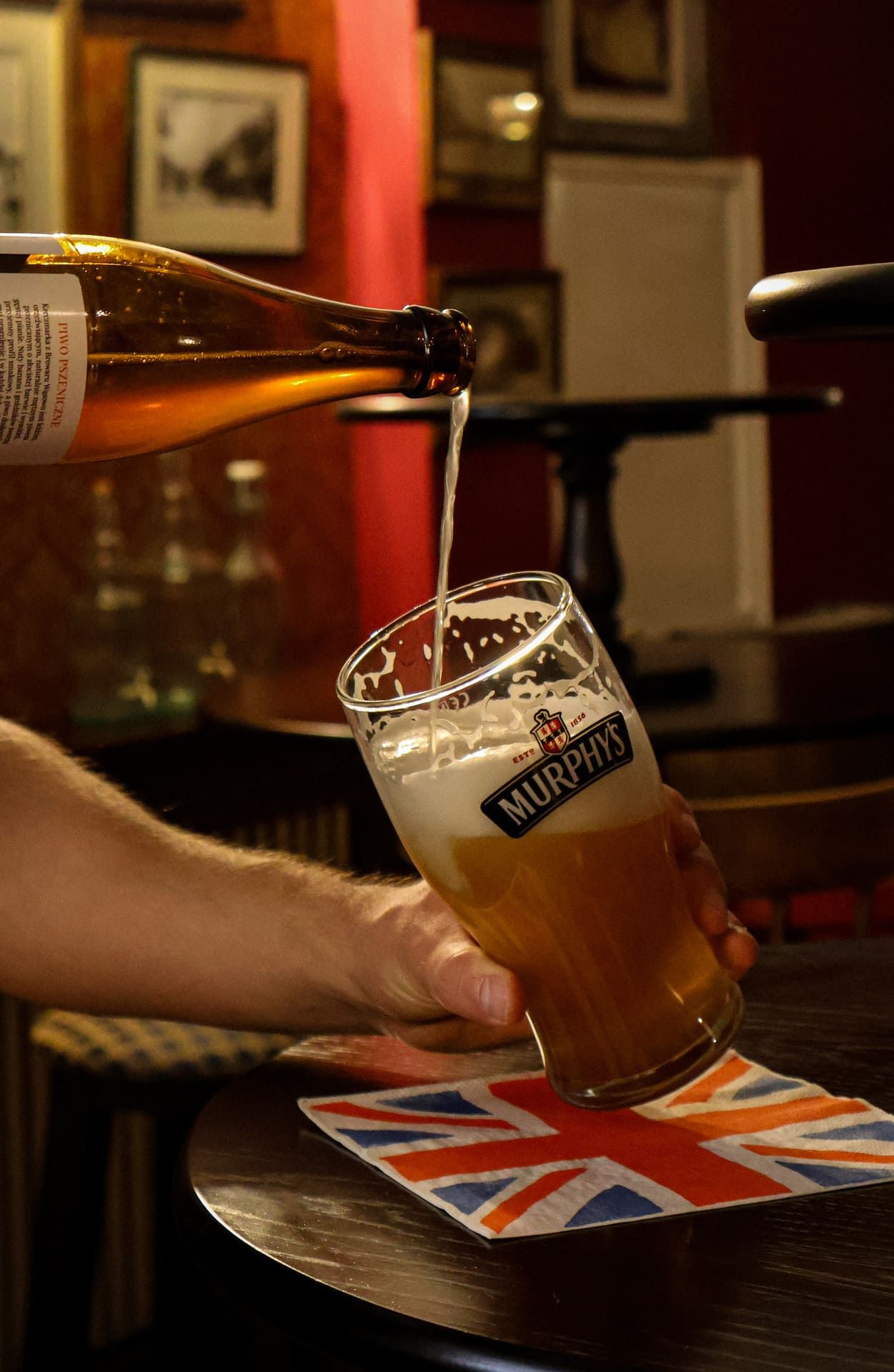 Wnętrze Royal Pub Poznań — 15