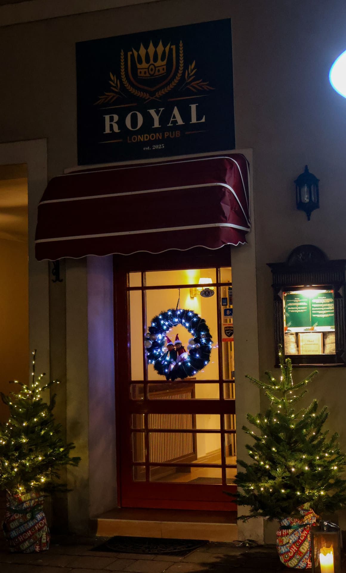 Wnętrze Royal Pub Poznań — 40